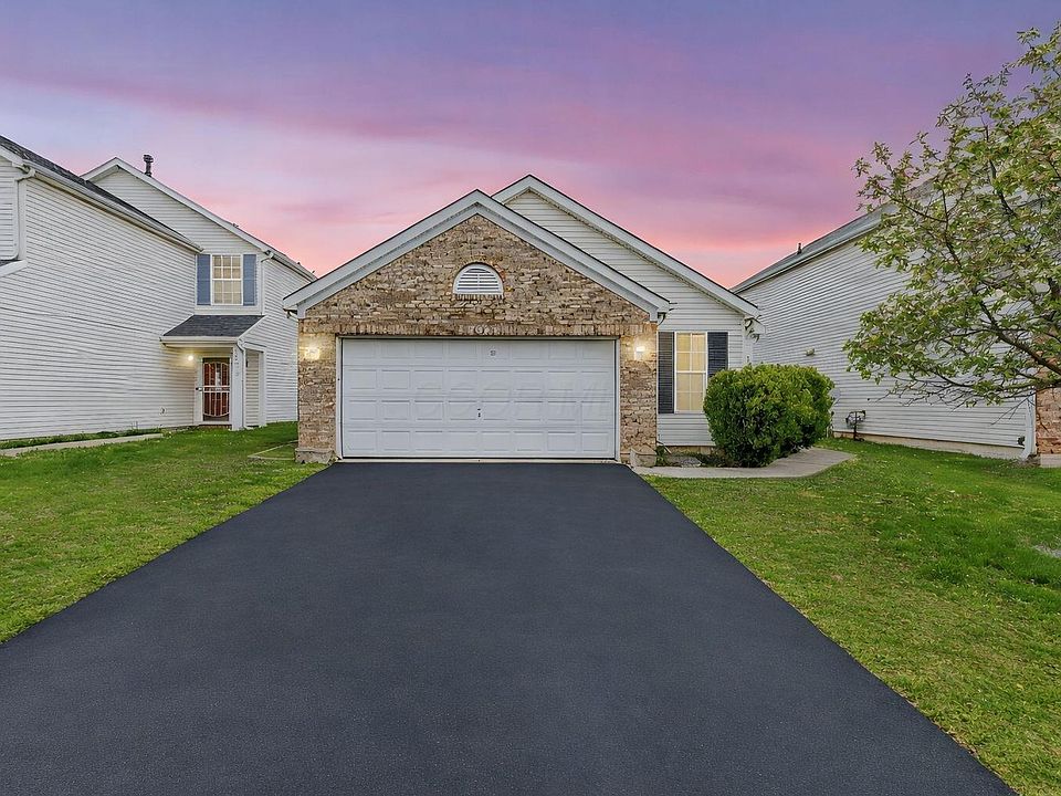 1st image of 2064 Waymont Rd