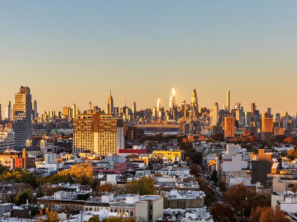 856 Washington Avenue image 3 of 30