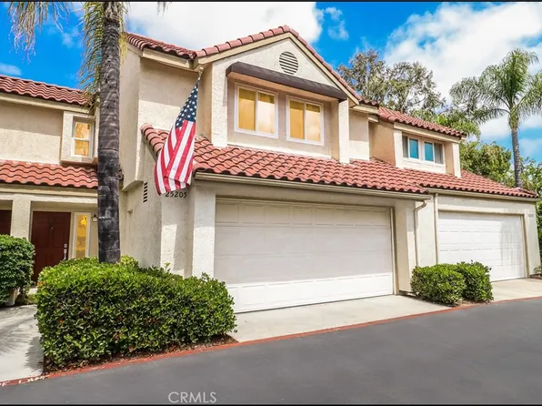 25205 Calle Madrid, Lake Forest, CA 92630