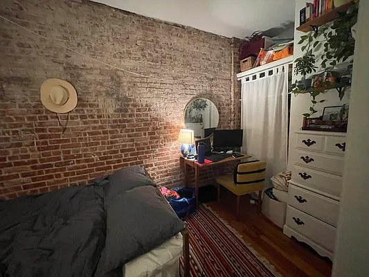 Rented by Best Apartments North Inc | media 23