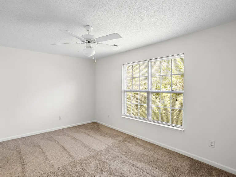 Greenhaven Trace Apartments — Photo 21
