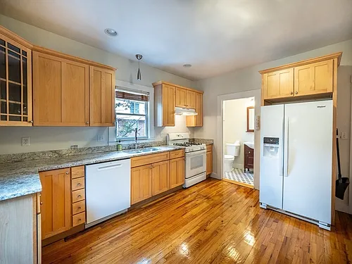 12 Adella Pl Photo 1