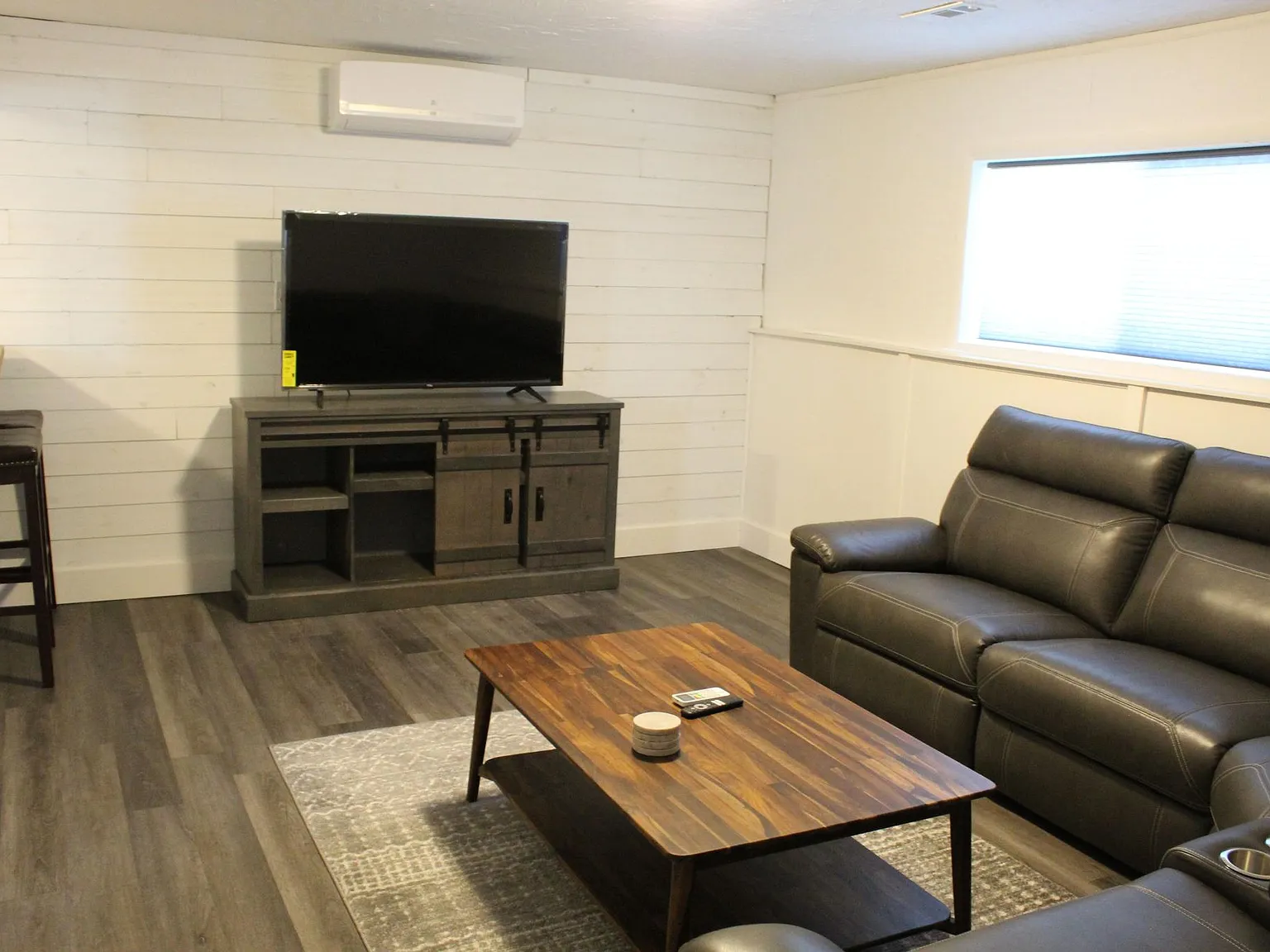 2 bed, 850 sqft, $1,700 — Photo 3