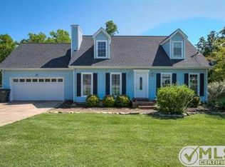 2007 Windsor Dr, Columbia, TN 38401