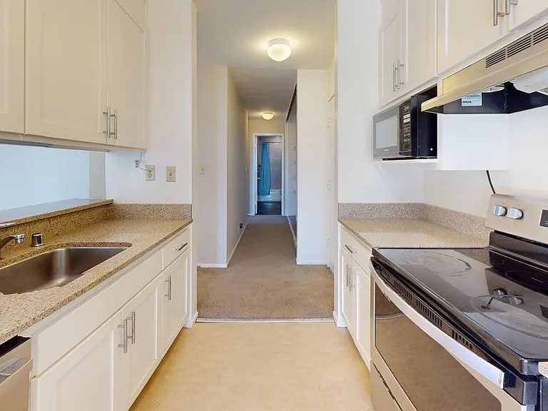 2632 Warring St #8 — Photo 4