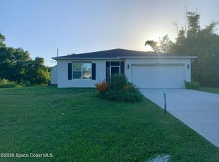 450 Hazel St, Sebastian, FL 32958