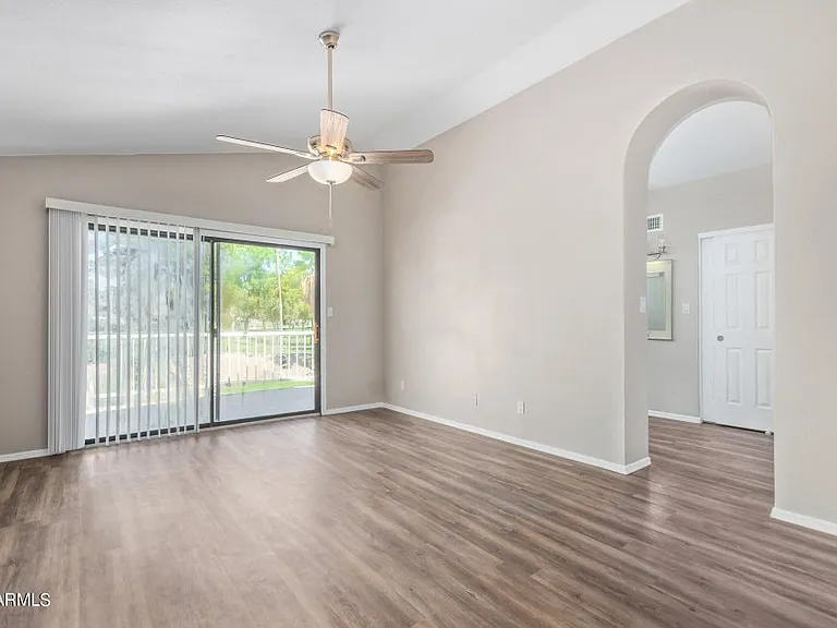 6920 W Morrow Dr — Photo 27