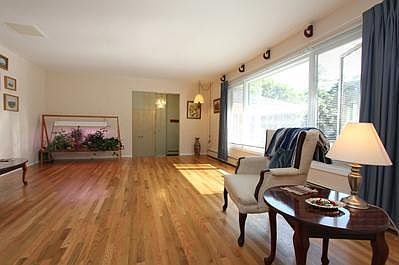 4th image of 1447 Woodcliff Ave SE