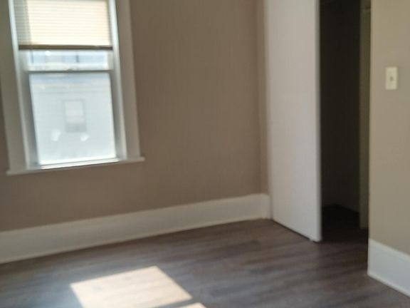 3rd image of 7012 Berdelle Ave #D