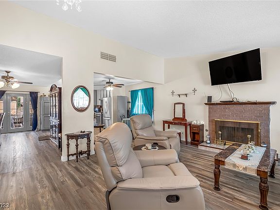 3rd image of 5833 Morro Bay Ave