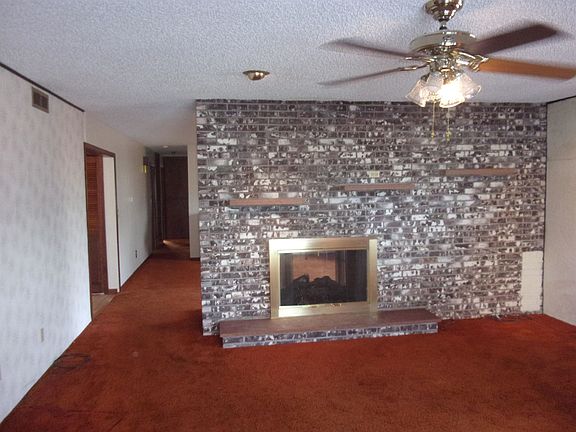 2nd image of 920 Union Ave