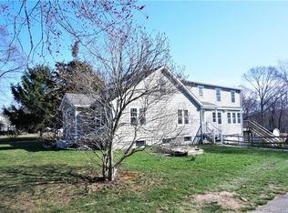 803 Vauxhall Street Ext, Waterford, CT 06385