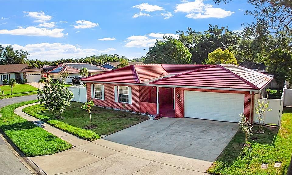 1st image of 1929 Valencia Way