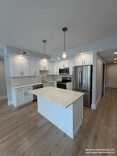 124 Kenrick St Photo 1