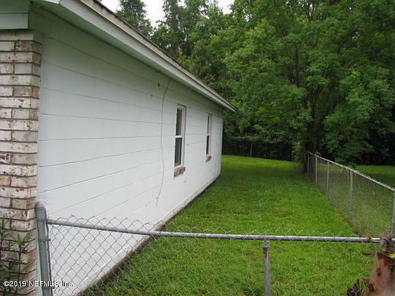 3rd image of 7423 John F Kennedy Dr E