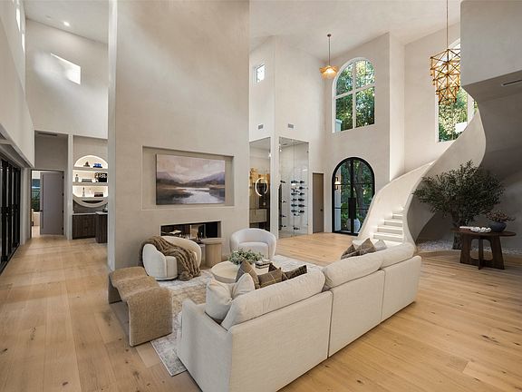 3rd image of 8215 San Cristobal Dr