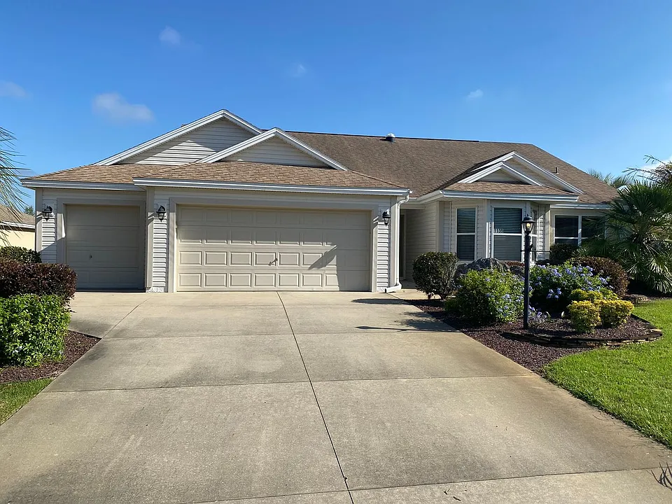 1135 Barker Way