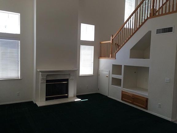 2nd image of 2542 Santa Cruz Ave