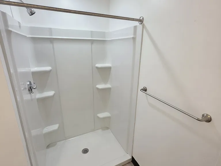 401 Olo Street - Former Church Parish Converted In Luxury Apartments! — Photo 52