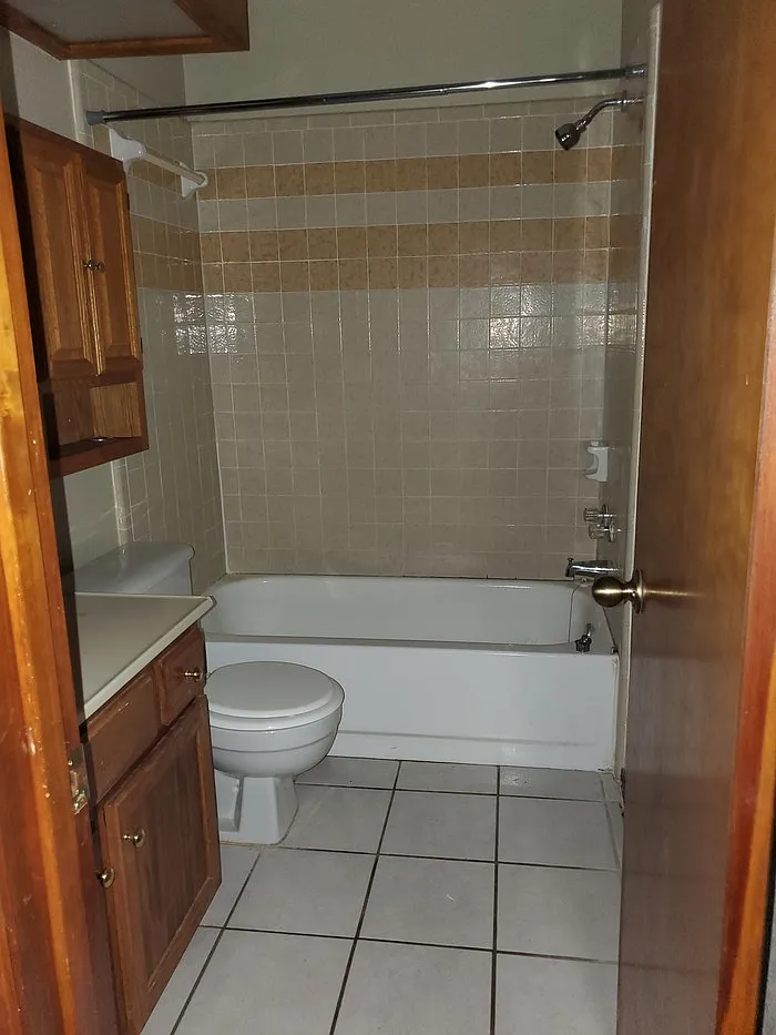 3 bed, 2.0 bath, $1,200 — Photo 2