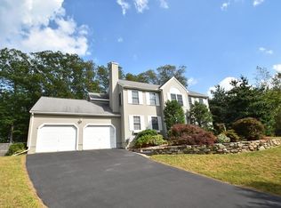 13 Worster Dr, Marlborough, MA 01752