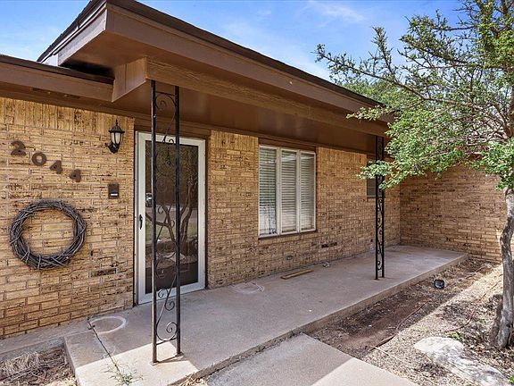 4th image of 2044 Longhorn Dr