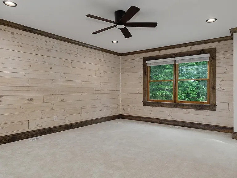 186 Buoy Dr — Photo 16