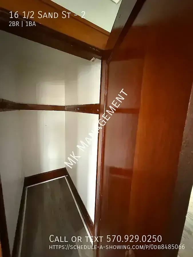 2 bedroom/1 bathroom — Photo 3