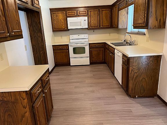 4th image of 11401 Mackel Dr