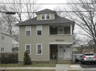 40 Burnsford Ave, Bridgeport, CT 06606