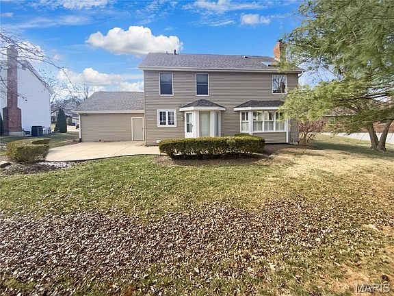 5th image of 15751 Heathercroft Dr