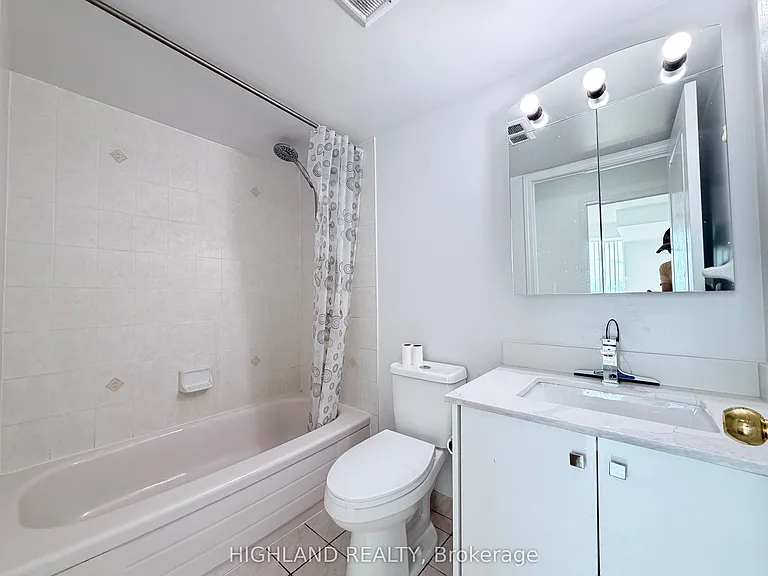 2545 Erin Centre Blvd #1509 — Photo 11