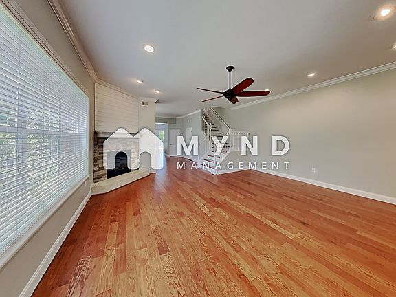 2nd image of 1660 Arabian Ln