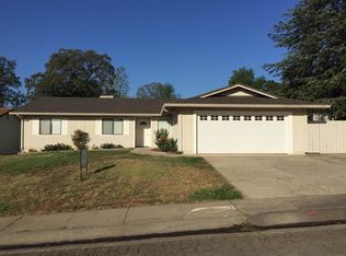 2536 Velia St, Redding, CA 96002