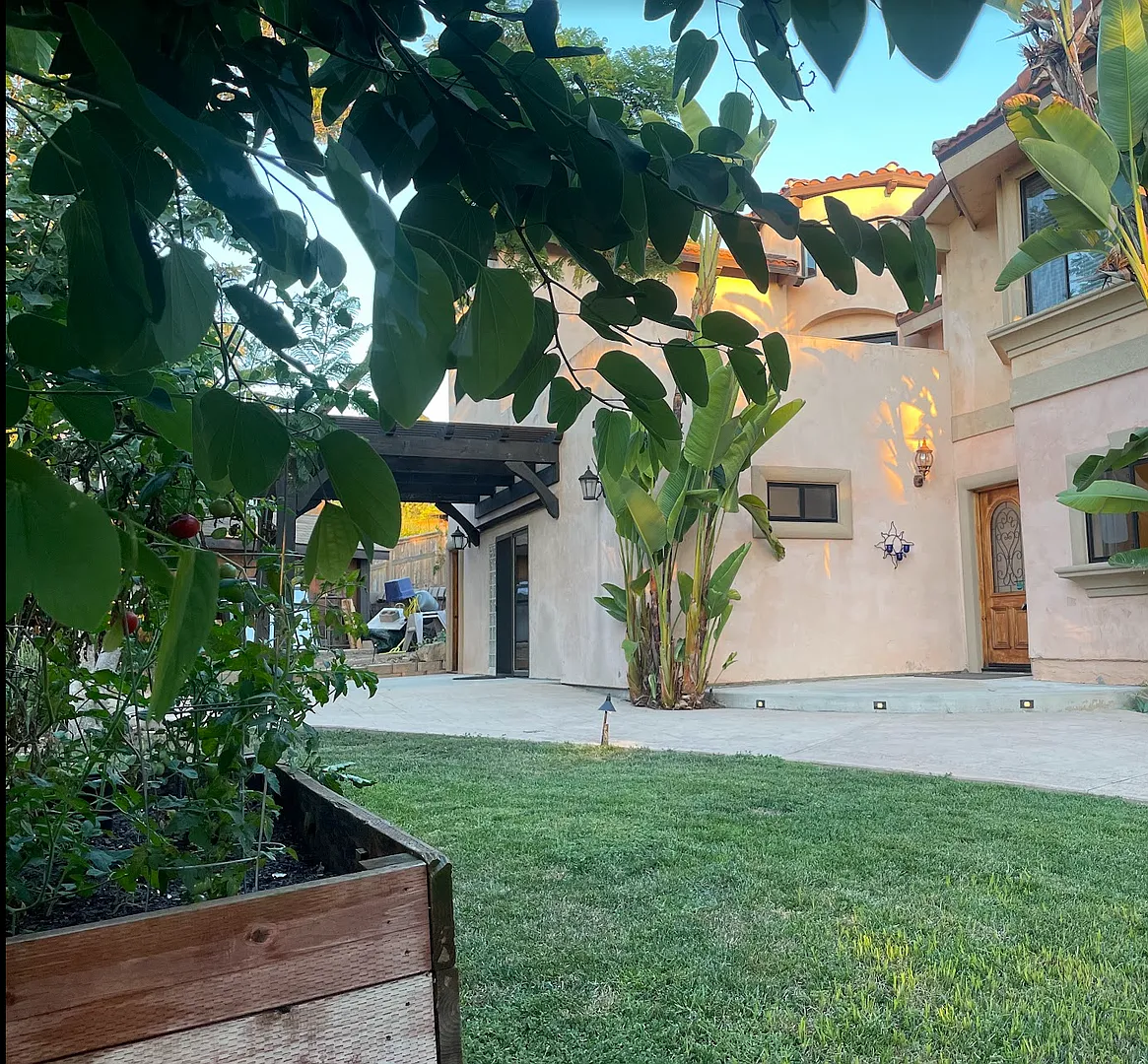 Call for your Private Showing! - Rent Ready August 1st — Photo 4