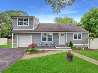 639 Jayne Blvd, Port Jefferson Station, NY 11776