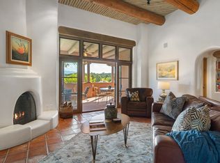22 Plaza Del Corazon, Santa Fe, NM 87506