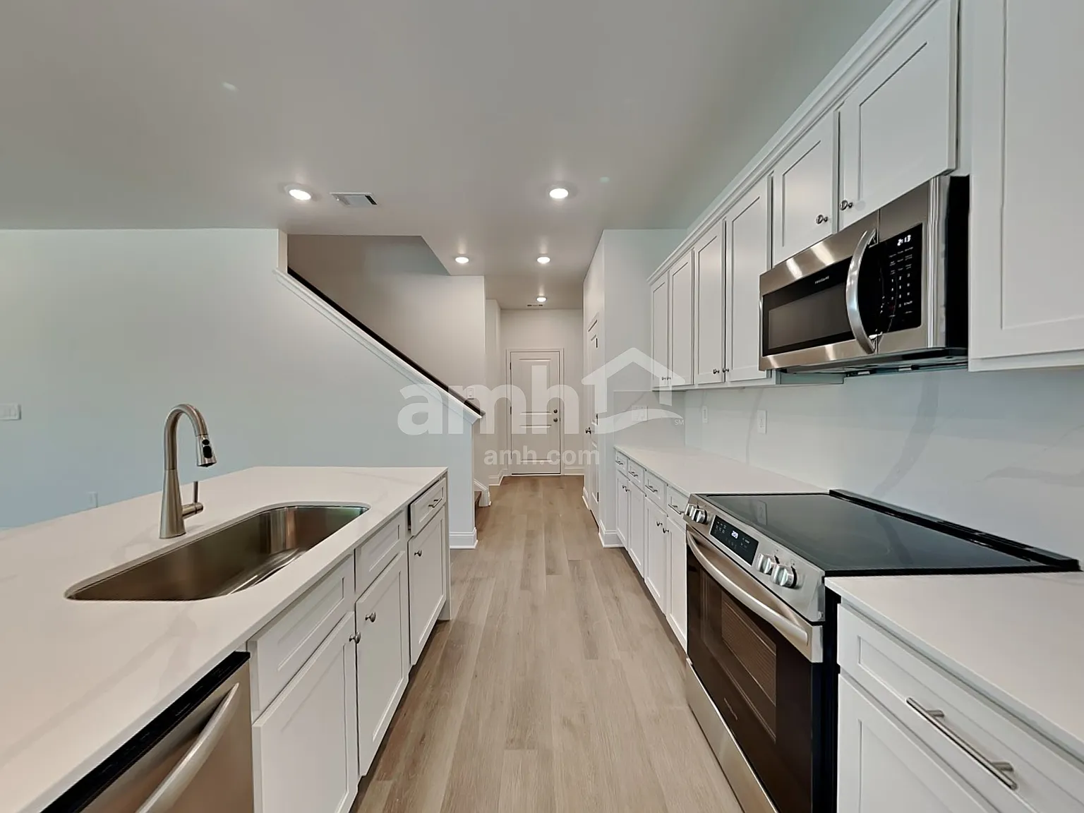 5 bed, 3.0 bath, 2513 sqft, $2,850 — Photo 4