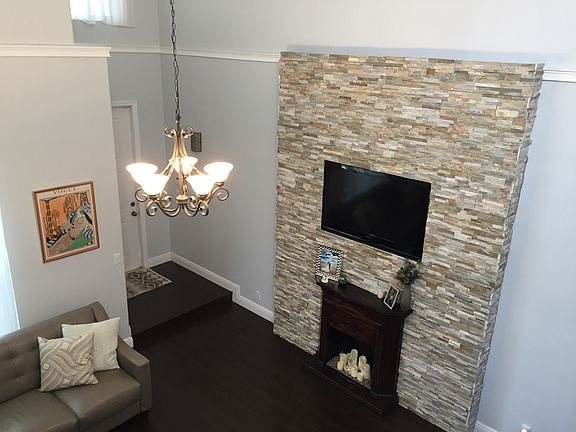 5th image of 3841 SW 49th St