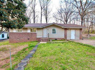 142 W Bluford St, Clinton, SC 29325