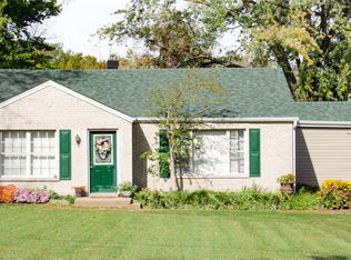 121 Cherry Hill Dr, Fenton, MO 63026