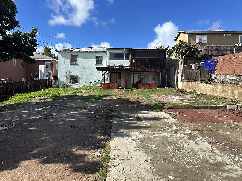 2nd image of 633 S 32nd St