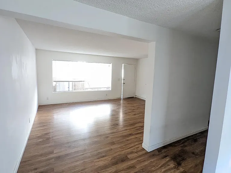 240 W Canada #1 — Photo 2