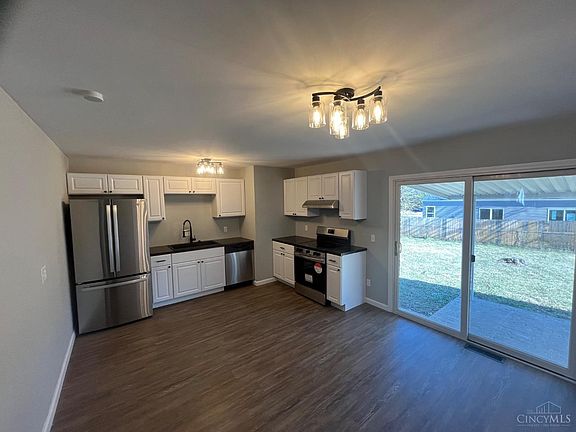 4th image of 11317 Gravenhurst Dr