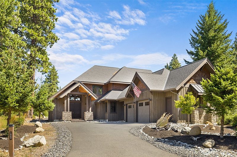 4th image of 1060 Spragger Way