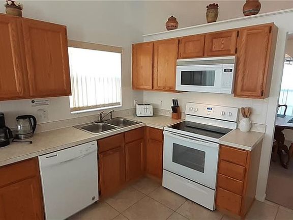 4th image of 8620 Primrose Dr