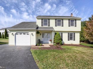 1708 Deer Path Cir, Quakertown, PA 18951