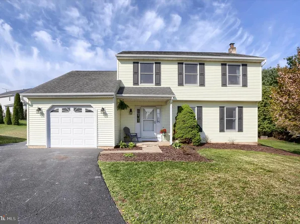 1708 Deer Path Cir, Quakertown, PA 18951