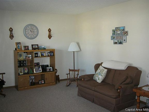 3rd image of 80 Teal Dr
