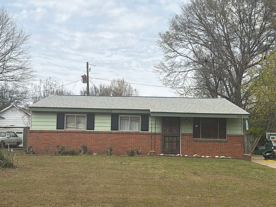 1st image of 1936 Conerly Dr S